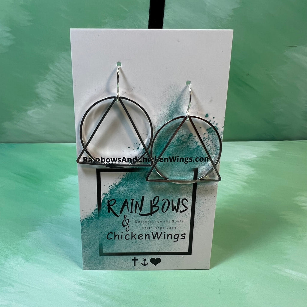 ALCOHOLICS ANONYMOUS SYMBOL EARRINGS BE PROUD OF YOUR RECOVERY