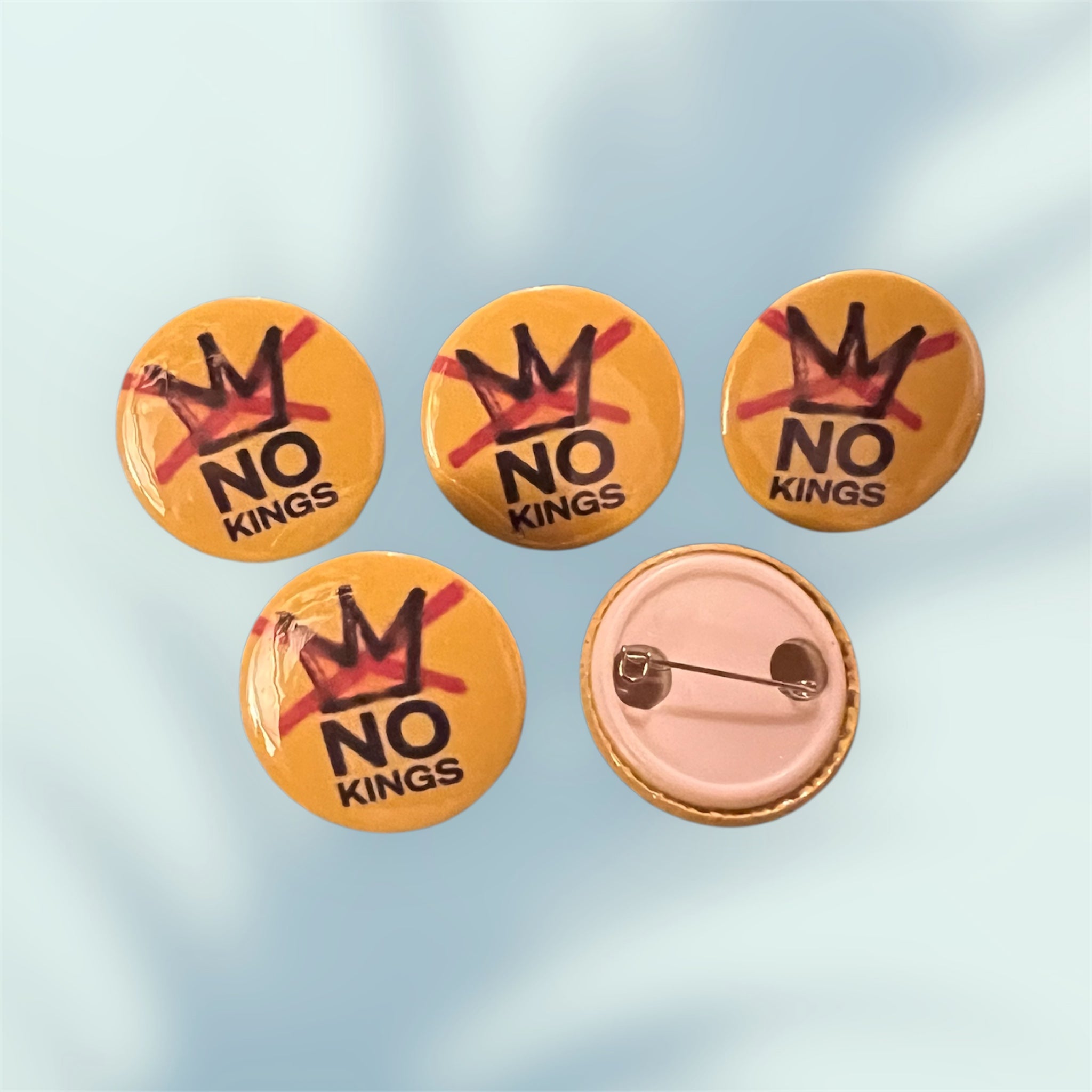 No Kings Buttons / Pins