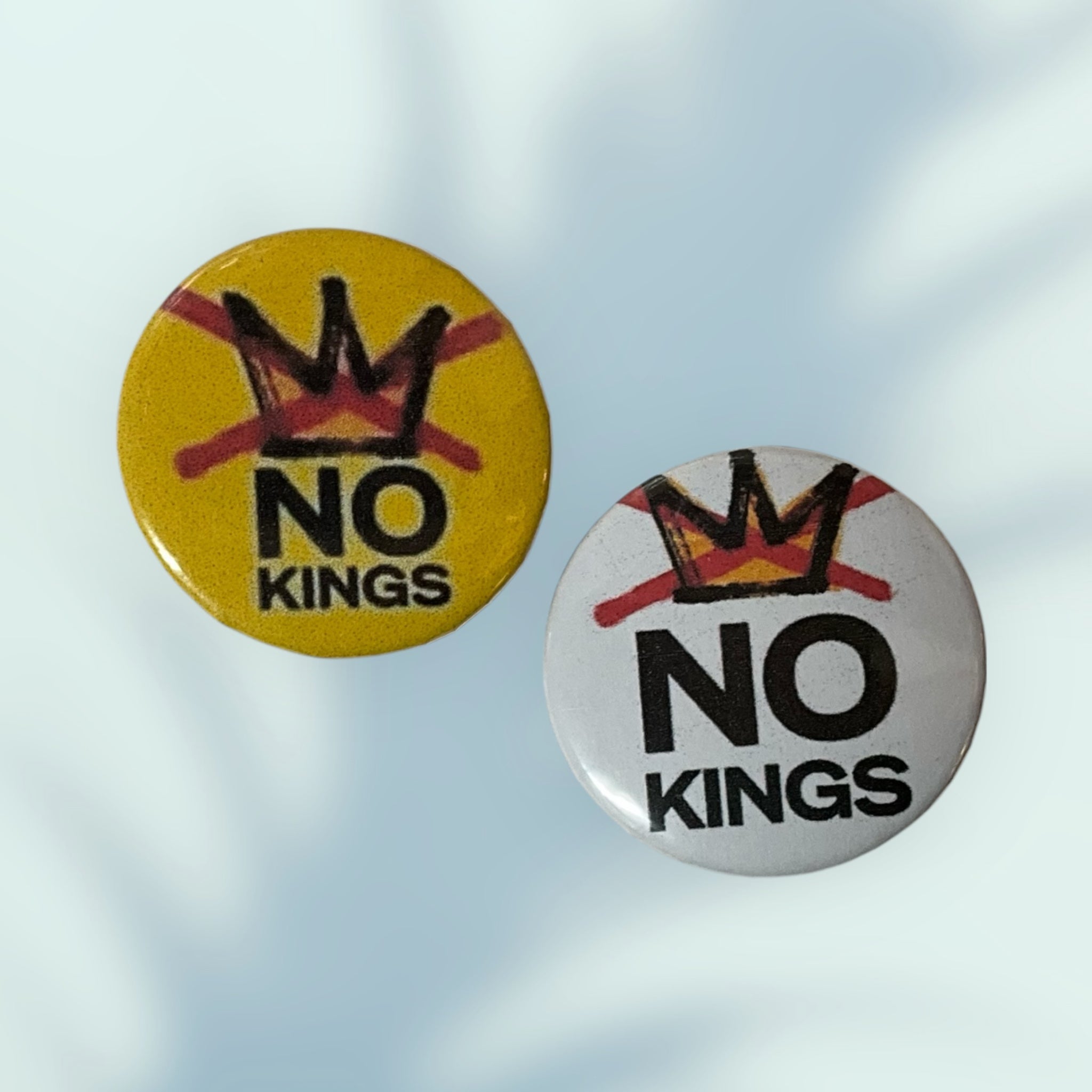 No Kings Buttons / Pins