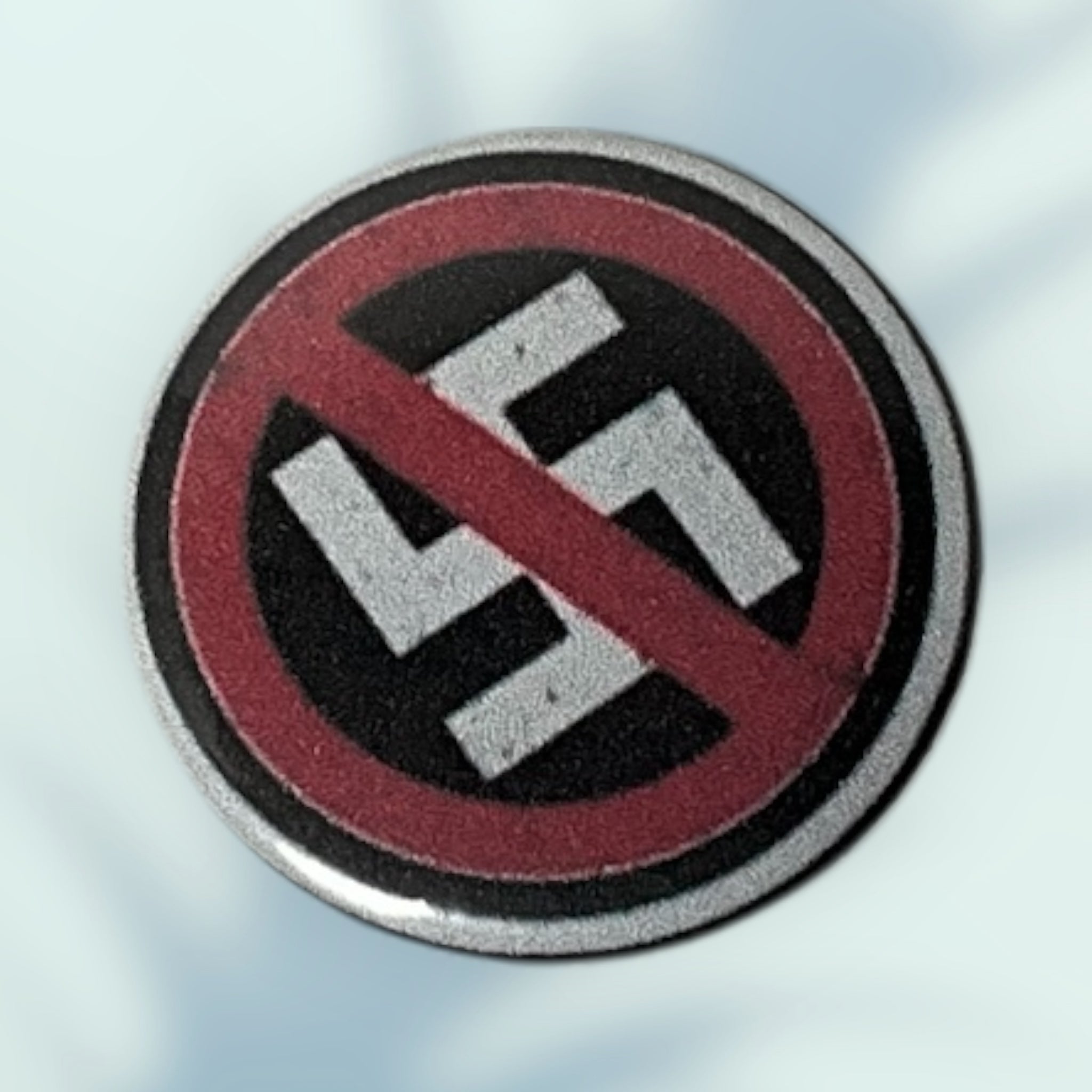 No Nazis Button / Pins